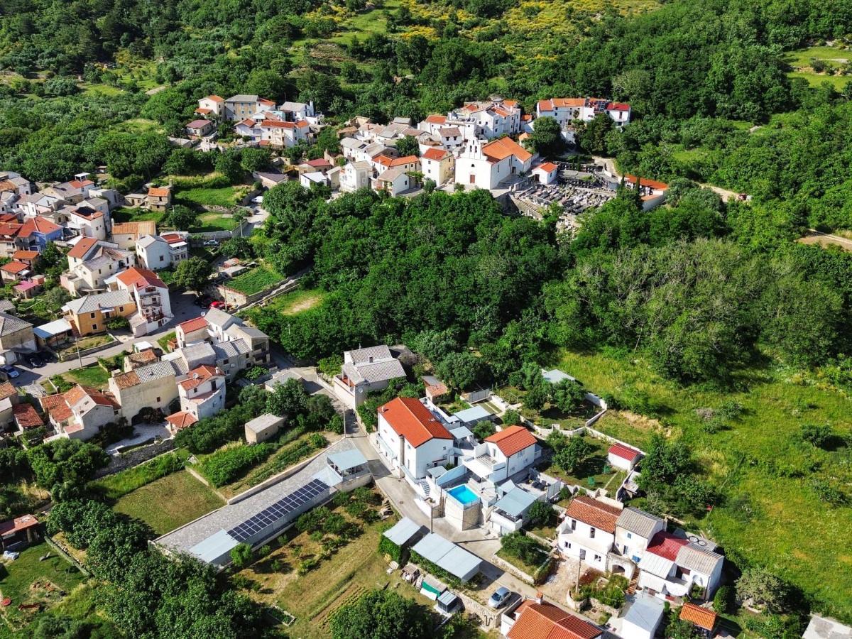 Villa Carmen Draga Bašćanska Eksteriør billede